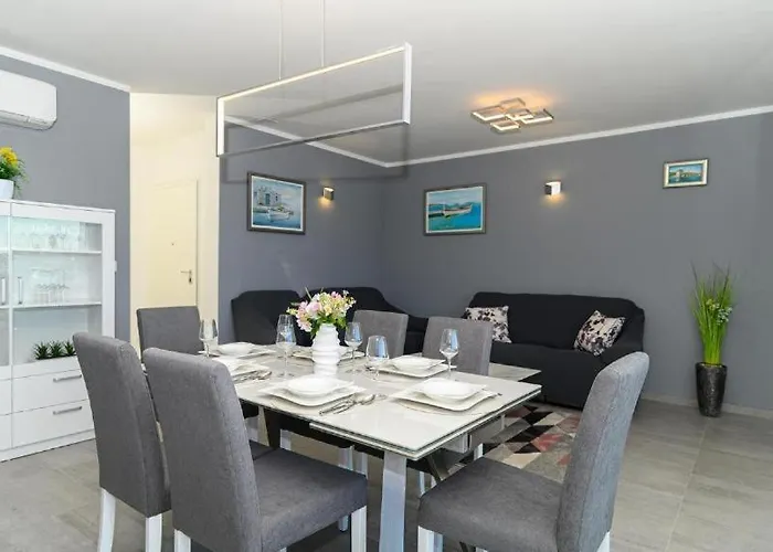 Seaside Luxury Apartman