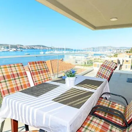 Seaside Luxury Apartamento *